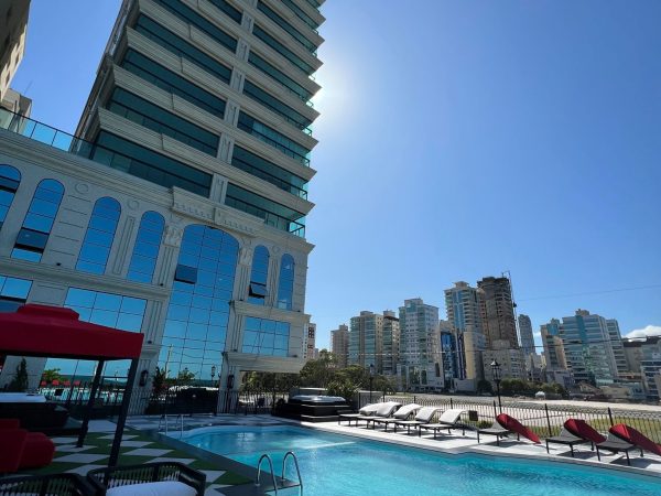 Apto á venda no Cartier Residence