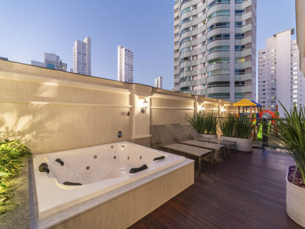 Apartamento no Edifício Hannover á venda