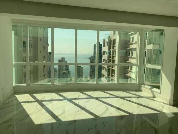 Andar alto á venda no Marina Beach Towers