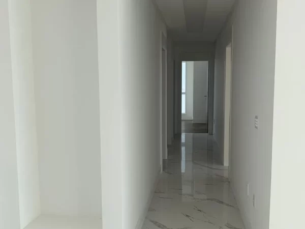 Andar alto á venda no Marina Beach Towers