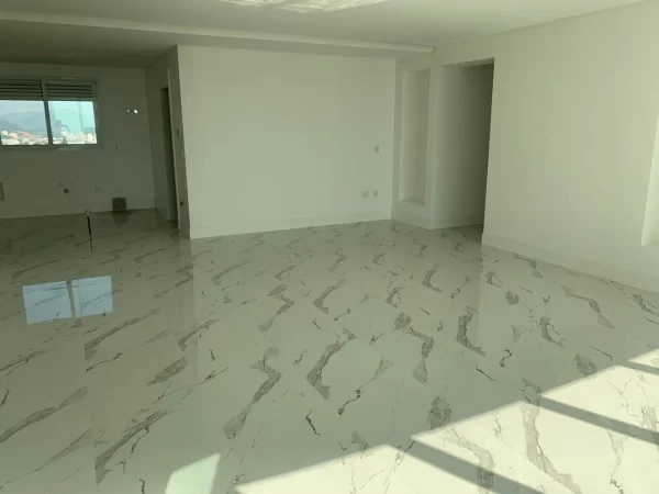 Andar alto á venda no Marina Beach Towers