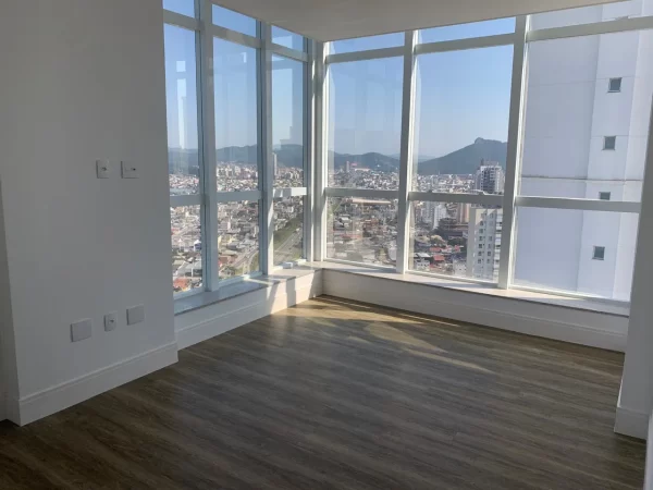 Andar alto á venda no Marina Beach Towers