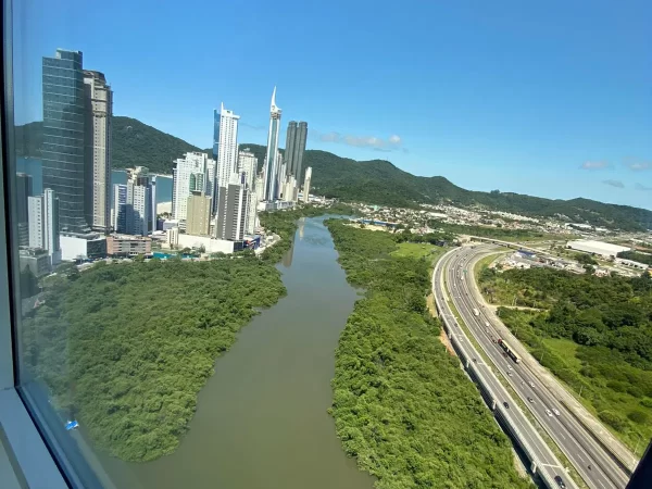Venda de imóvel no Marina Beach Towers