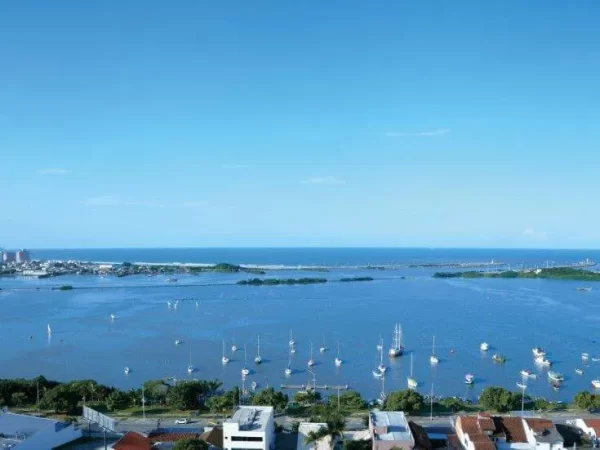 Andar alto à venda no Marine Vision