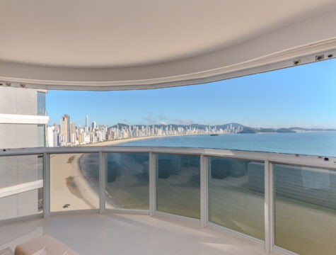 Ibiza Towers em Balneário Camboriú