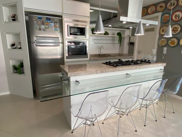 Andar alto à Venda no Edifício Villa Foscari