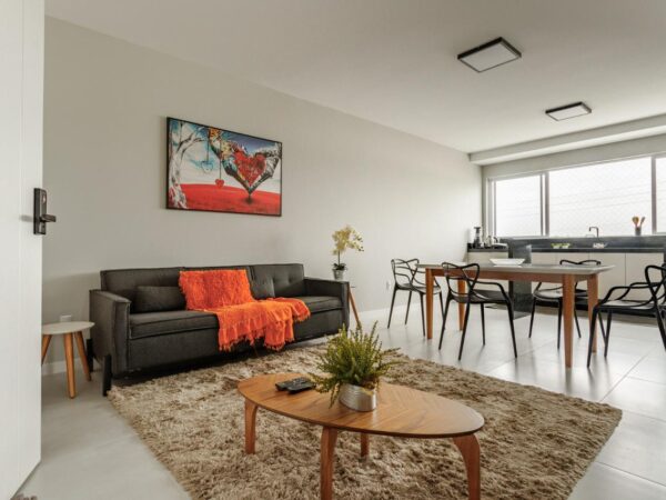 Apartamento mobiliado à venda no Residencial Velac