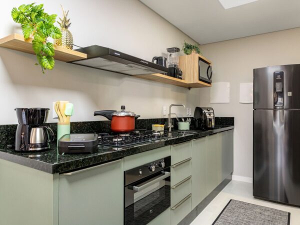 Apto mobiliado à venda no Residencial Velac