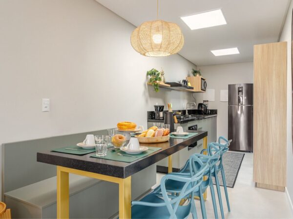 Apto mobiliado à venda no Residencial Velac