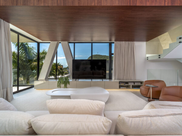 Casa Moderna no Bella Vista Residence Club