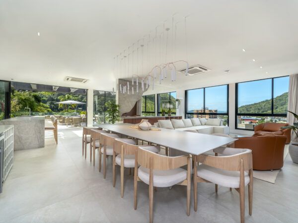 Casa Moderna no Bella Vista Residence Club