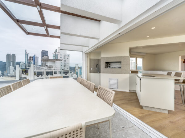 Theiss Heim Cobertura à Venda em Balneário Camboriú