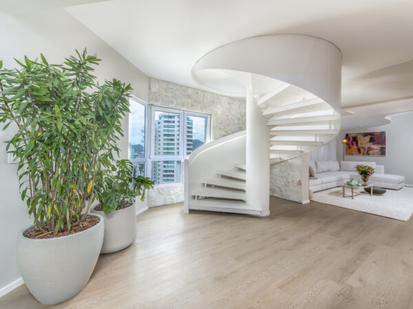 Apartamento à Venda no Theiss Heim