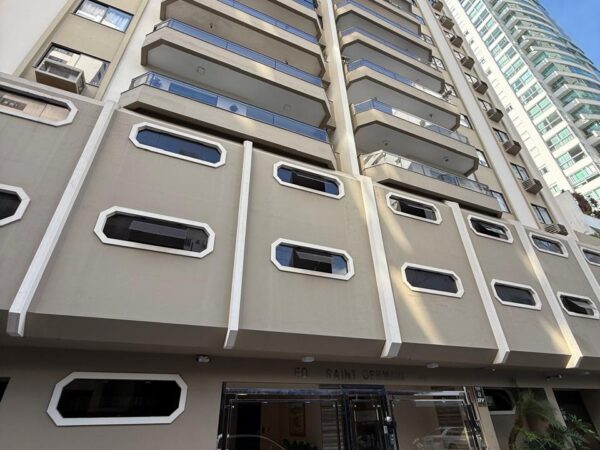 Edifício Saint Germain Apartamento à Venda