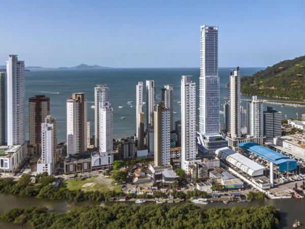 Imóvel à Venda no Tonino Lamborghini Residence