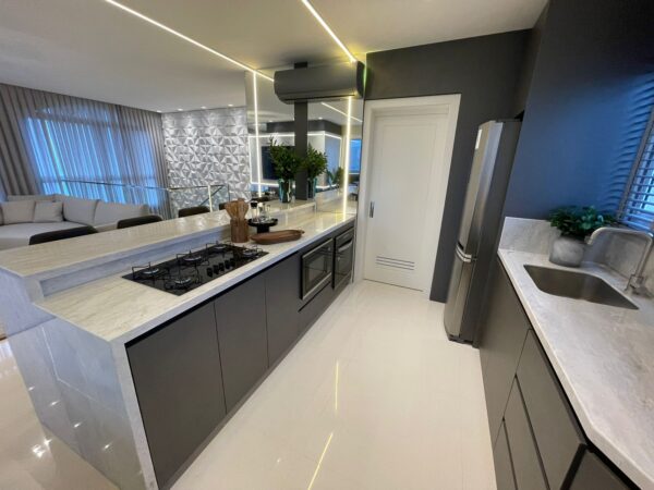 Hamptons Village Cobertura Duplex Decorado à Venda